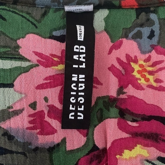 Design Lab Lord & Taylor Floral Wrap Dress Size Small - Picture 5 of 7